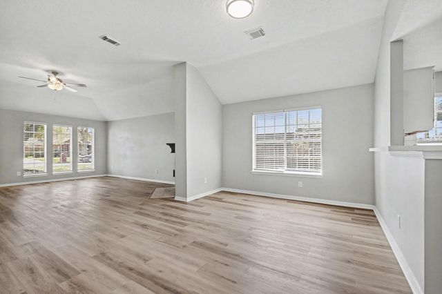 601 Wisdom Drive, Deer Park, TX 77536