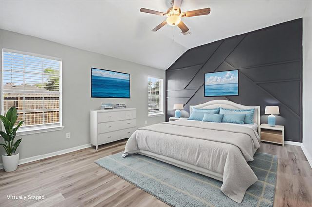 601 Wisdom Drive, Deer Park, TX 77536