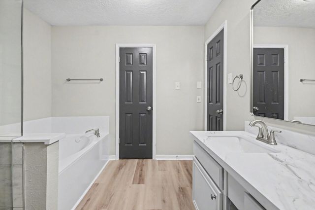 601 Wisdom Drive, Deer Park, TX 77536