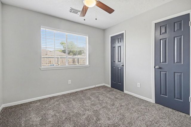 601 Wisdom Drive, Deer Park, TX 77536