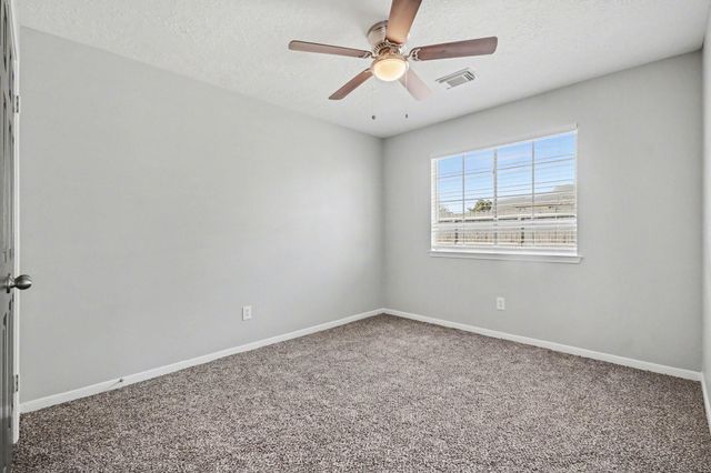 601 Wisdom Drive, Deer Park, TX 77536