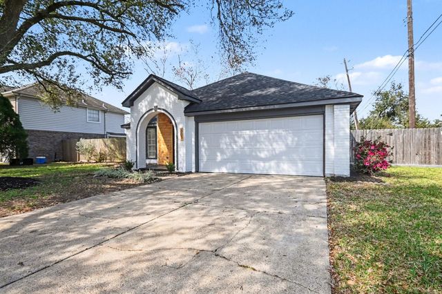 601 Wisdom Drive, Deer Park, TX 77536