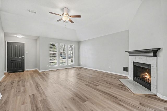 601 Wisdom Drive, Deer Park, TX 77536