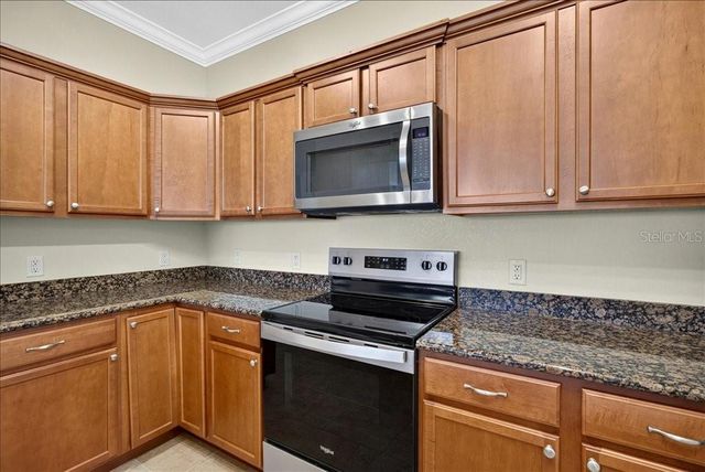 2801 S RIDGEWOOD AVENUE 806, South Daytona, FL 32119