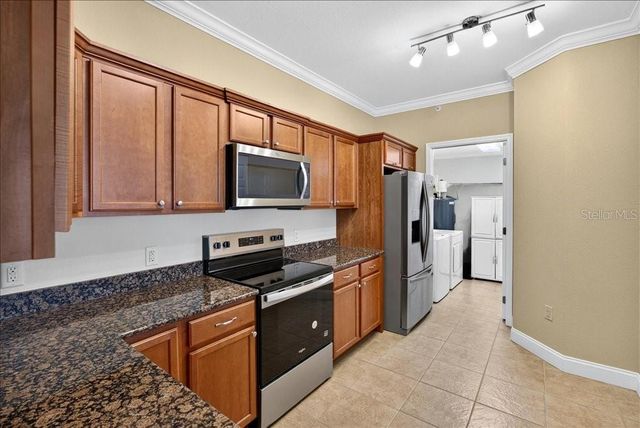 2801 S RIDGEWOOD AVENUE 806, South Daytona, FL 32119