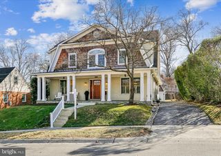 10237 PARKWOOD DR, Kensington, MD 20895