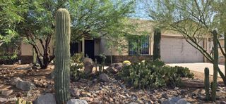 2631 E VISTA Drive, Phoenix, AZ 85032