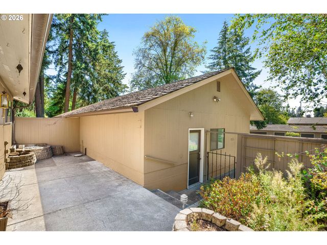7480 Sw KIMBERLY Ct, Beaverton, OR 97008