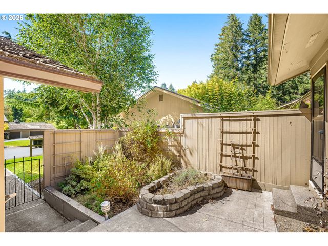 7480 Sw KIMBERLY Ct, Beaverton, OR 97008