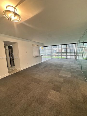 701 Three Islands Blvd 110, Hallandale Beach, FL 33009