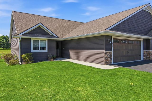 1720 Timber Trail, Chippewa Falls, WI 54729
