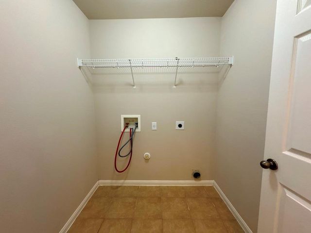 285 Amber Ash DR, Kyle, TX 78640