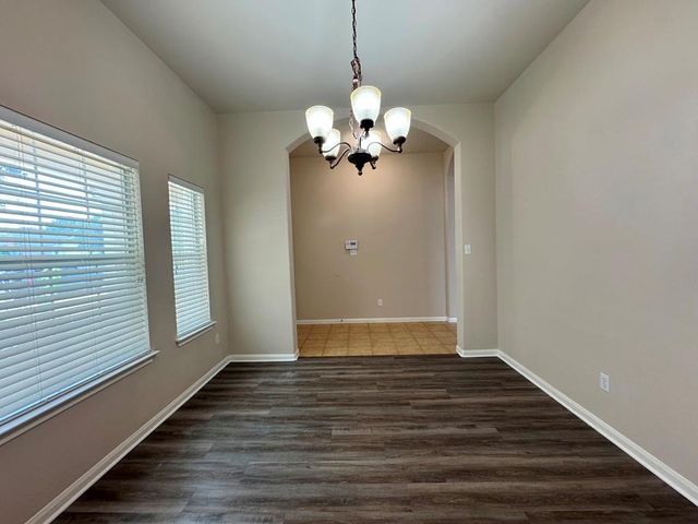 285 Amber Ash DR, Kyle, TX 78640