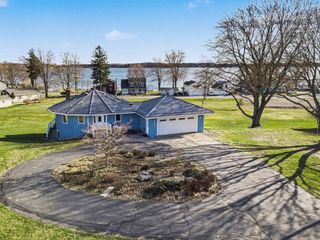 828 Reunion Avenue, Fremont, MI 49412