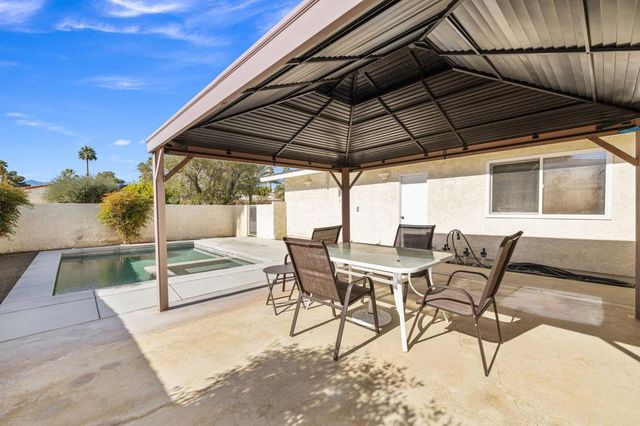 76771 Oklahoma Avenue, Palm Desert, CA 92211