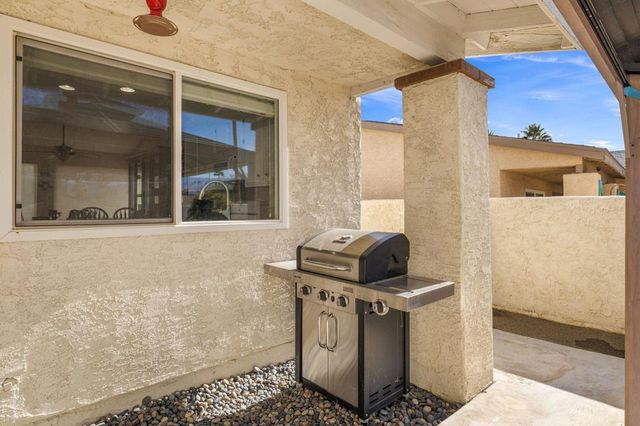 76771 Oklahoma Avenue, Palm Desert, CA 92211