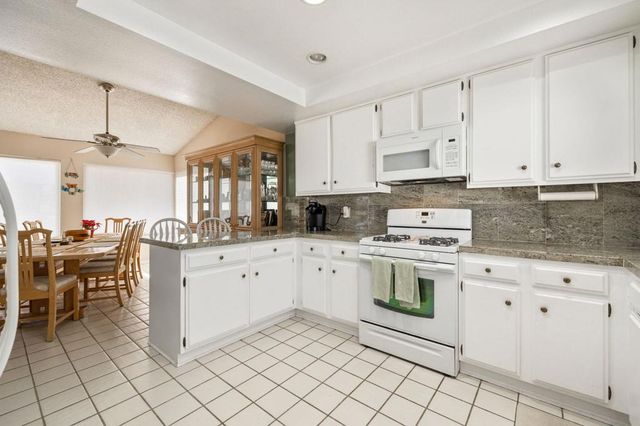 76771 Oklahoma Avenue, Palm Desert, CA 92211