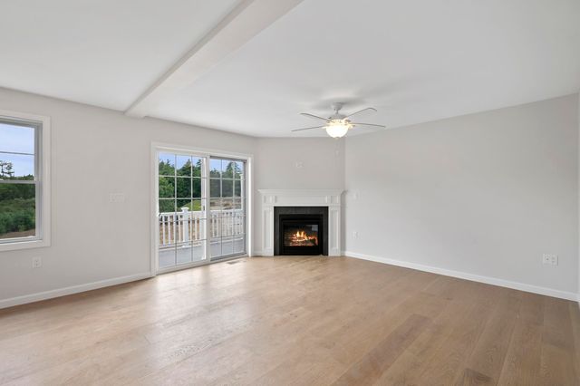 3 Autumn Lane, Raymond, NH 03077