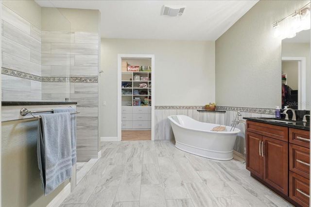 149 LAYNEWADE ROAD, Polk City, FL 33868