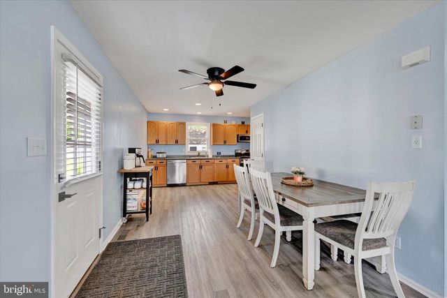521 RIVERSIDE DRIVE, Essex, MD 21221