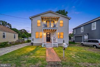 521 RIVERSIDE DRIVE, Essex, MD 21221