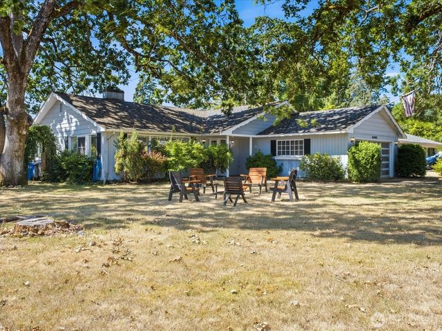 6202 83rd Street SW, Lakewood, WA 98499