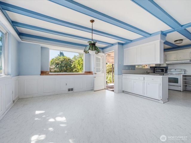 6202 83rd Street SW, Lakewood, WA 98499