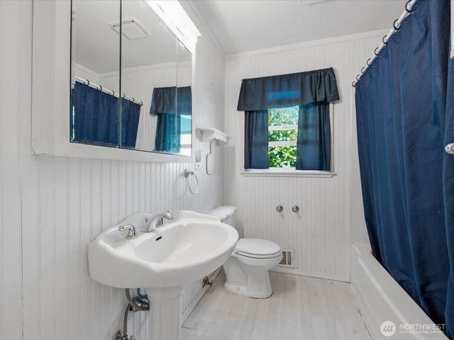 6202 83rd Street SW, Lakewood, WA 98499