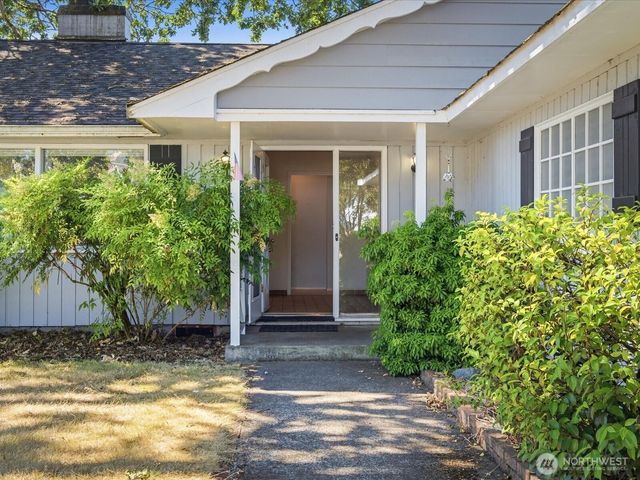 6202 83rd Street SW, Lakewood, WA 98499