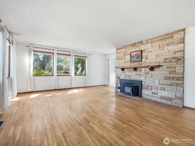 6202 83rd Street SW, Lakewood, WA 98499