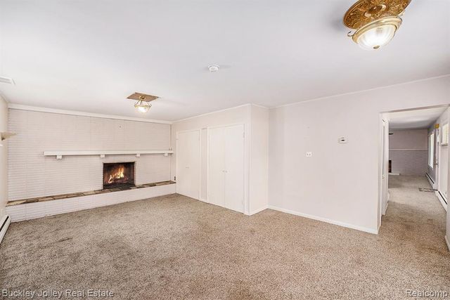 4212 Greendale Avenue, West Bloomfield, MI 48323