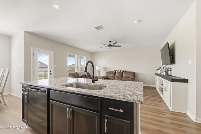 107 Ellsworth Lane, Duson, LA 70529