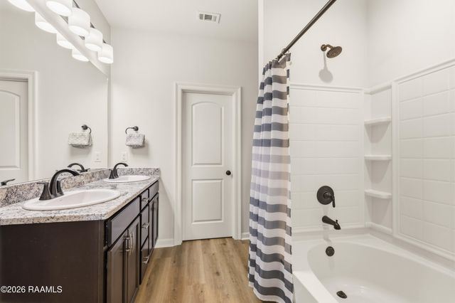 107 Ellsworth Lane, Duson, LA 70529