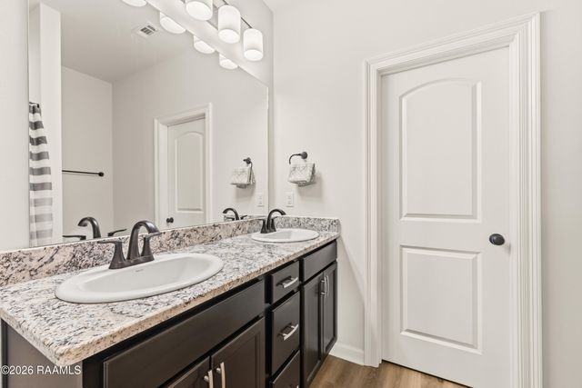 107 Ellsworth Lane, Duson, LA 70529