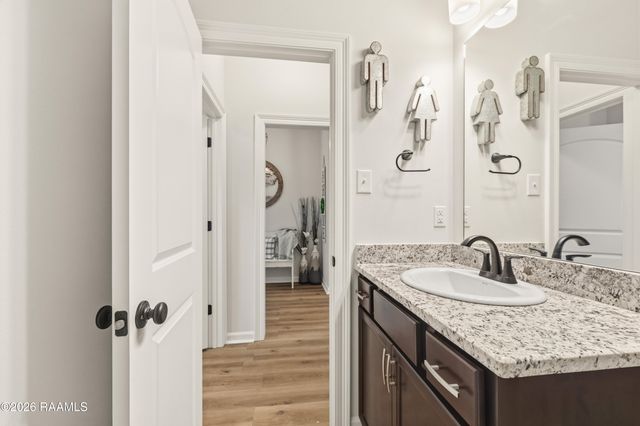 107 Ellsworth Lane, Duson, LA 70529