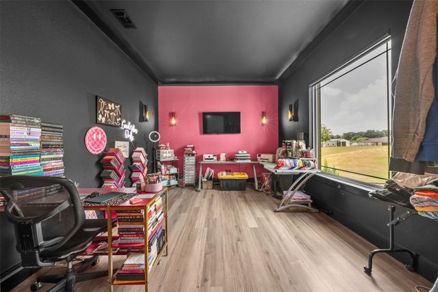 321 Pear Valley Lane, Burleson, TX 76028