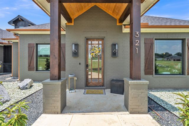 321 Pear Valley Lane, Burleson, TX 76028