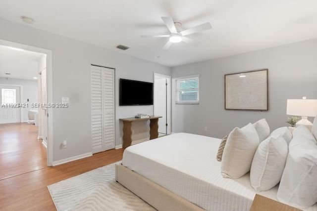 870 NE 35th St, Oakland Park, FL 33334