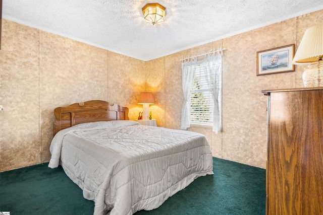 1754 Memorial Drive Extension, Greer, SC 29651