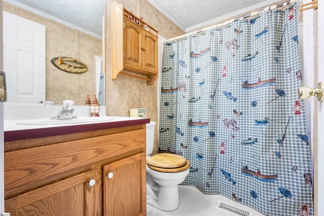 1754 Memorial Drive Extension, Greer, SC 29651