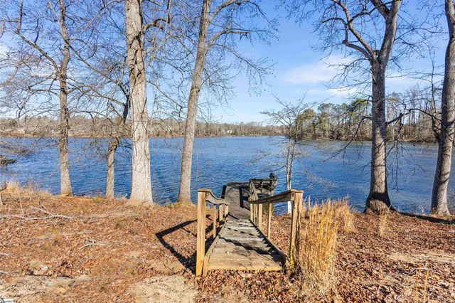 1754 Memorial Drive Extension, Greer, SC 29651