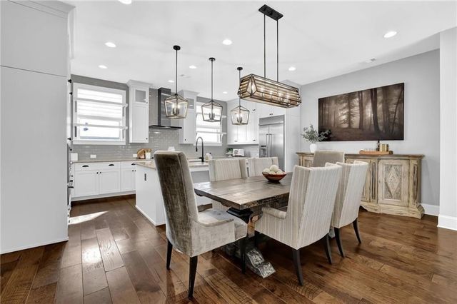 240 Clover Court, Roswell, GA 30075