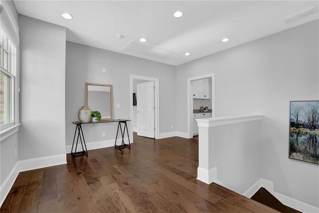 240 Clover Court, Roswell, GA 30075