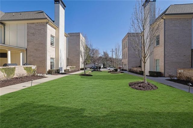 240 Clover Court, Roswell, GA 30075