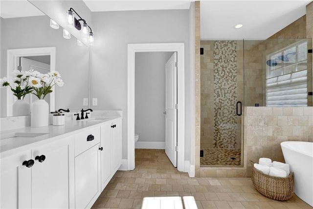 240 Clover Court, Roswell, GA 30075