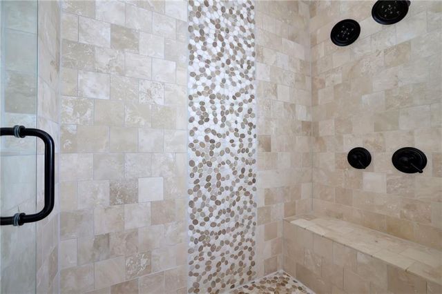 240 Clover Court, Roswell, GA 30075