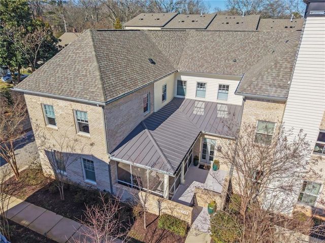 240 Clover Court, Roswell, GA 30075