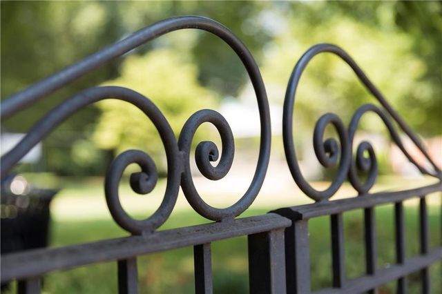 240 Clover Court, Roswell, GA 30075