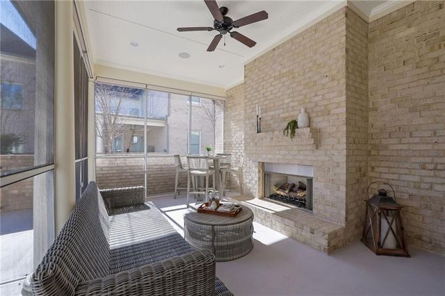 240 Clover Court, Roswell, GA 30075