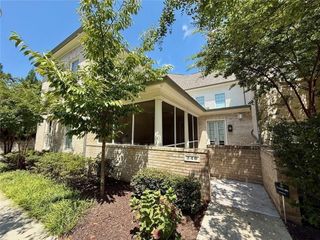 240 Clover Court, Roswell, GA 30075